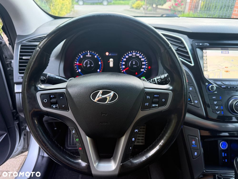 Hyundai i40 Kombi blue 1.7 CRDi DCT Premium - 31