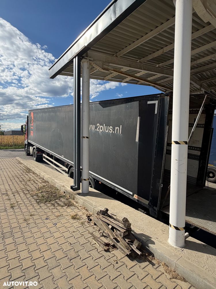 Fruehauf D30V18 DUBA BOX - 4