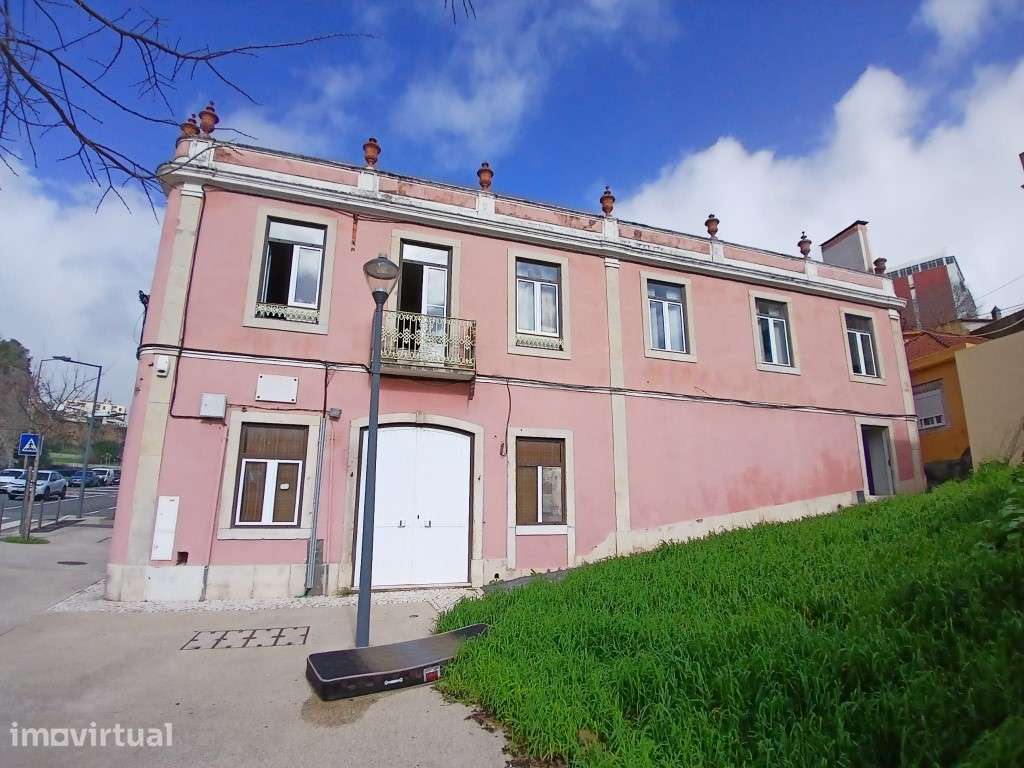 Terreno Urbano com Enorme Potencial de Investimento Lisboa - Grande imagem: 2/7