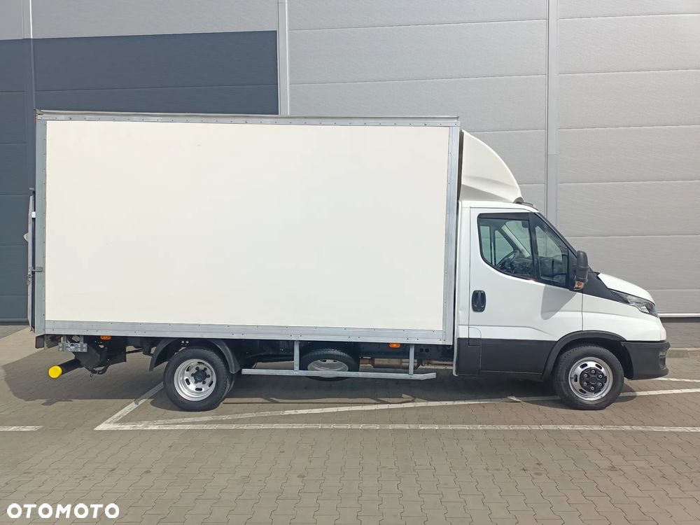 Iveco 35C16 POWER 160KM KONTENER WINDA 750Kg - 19