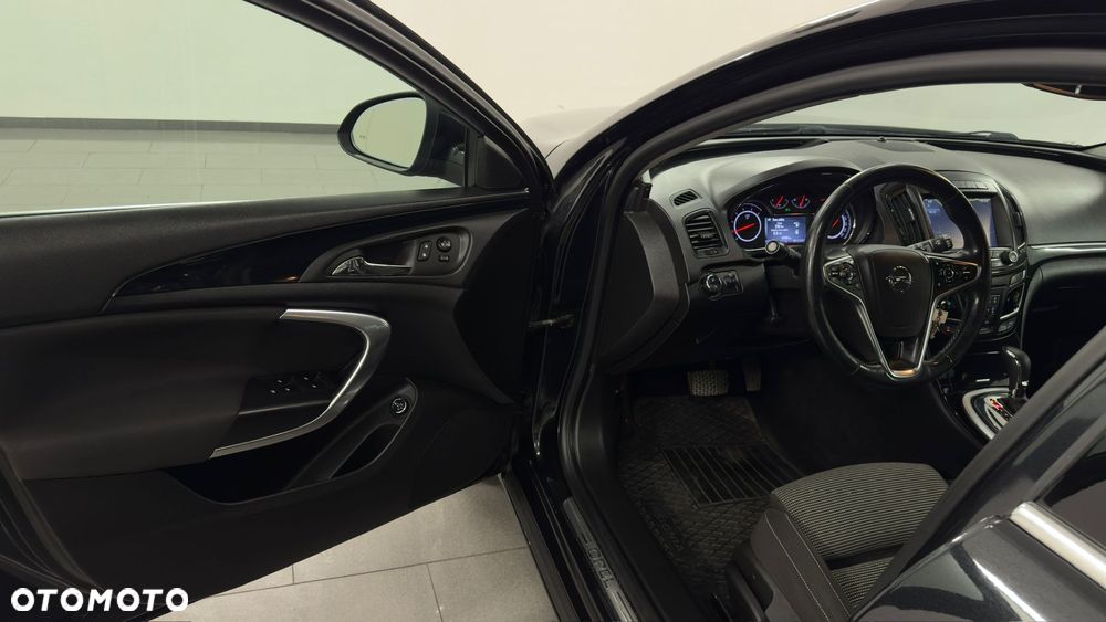 Opel Insignia - 13