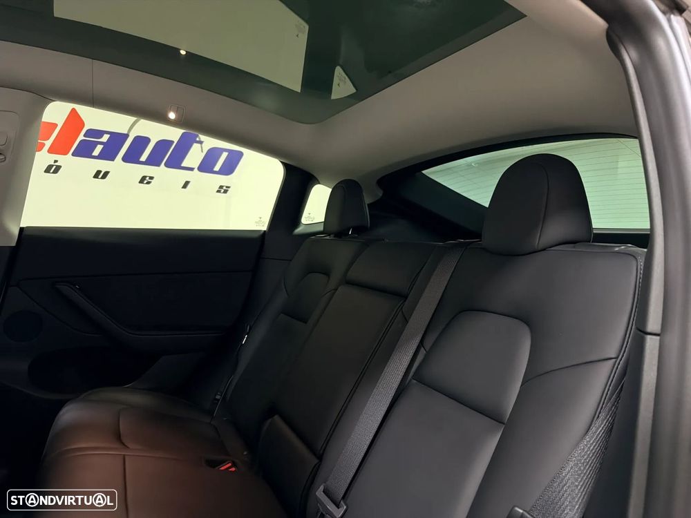 Tesla Model Y Tração Traseira - 34