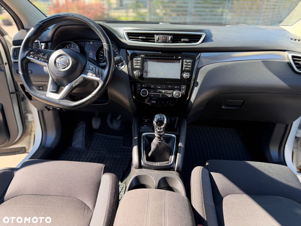 Nissan Qashqai 1.2 DIG-T N-Connecta EU6 - 7