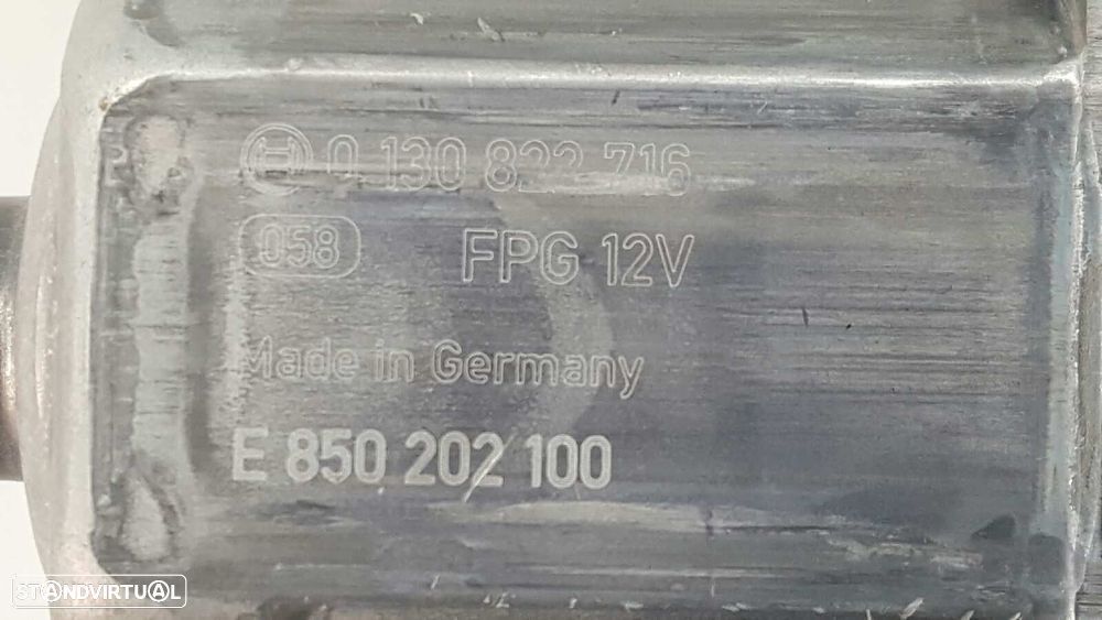 MOTOR ELEVADOR FRENTE ESQUERDO AUDI A3 SPORTBACK (8VA) ATTRACTION - 4