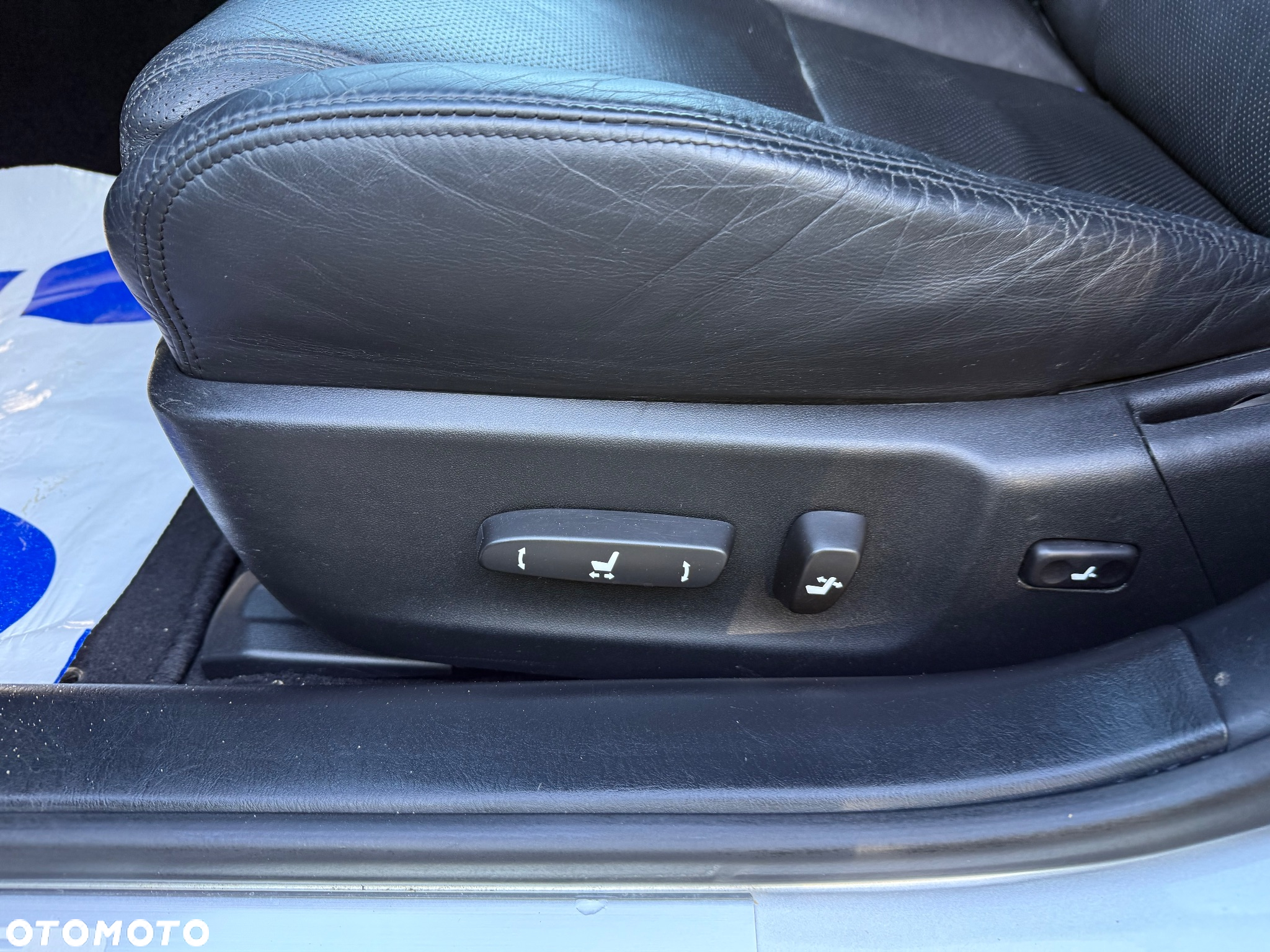Lexus GS 450h Prestige + - 24
