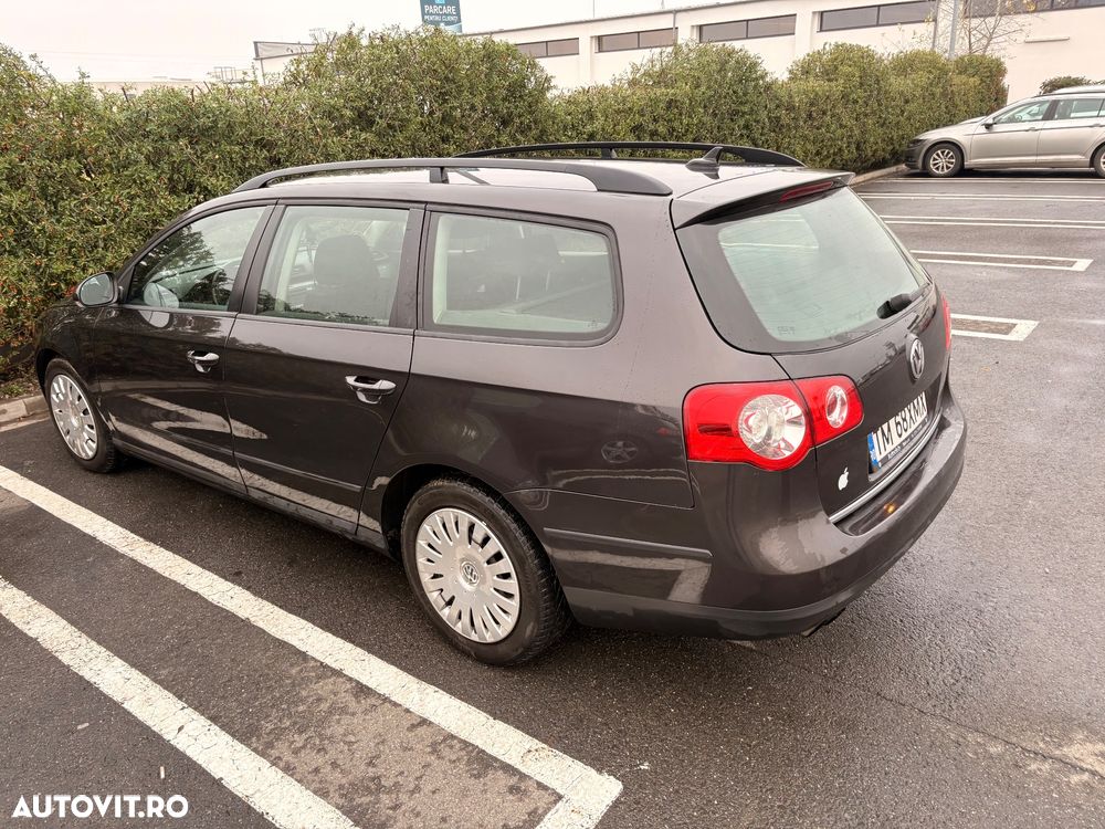 Volkswagen Passat - 8