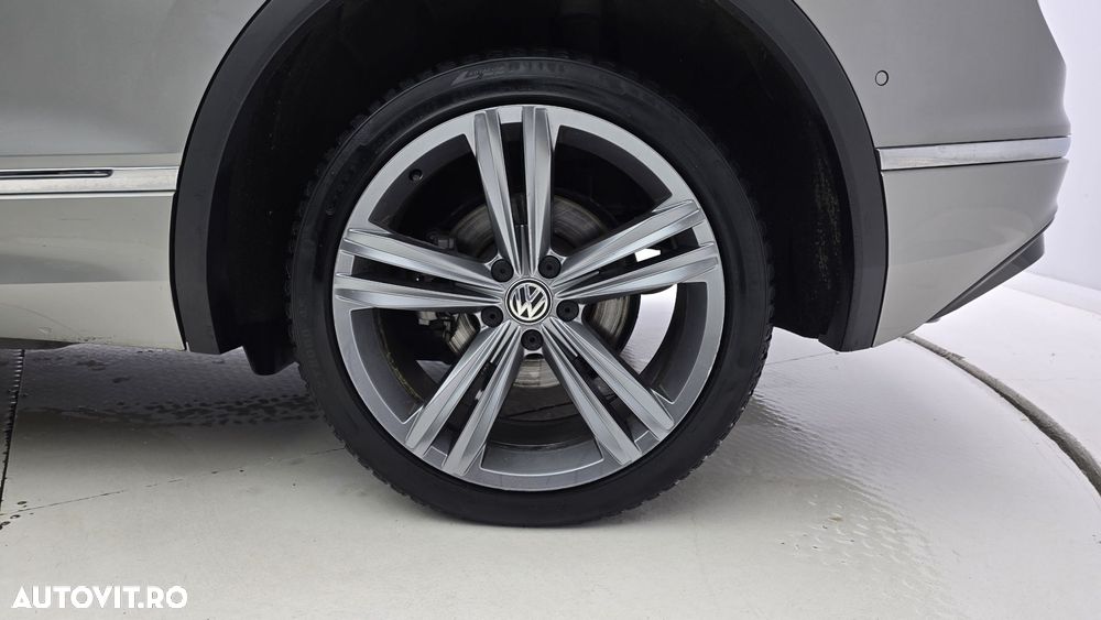 Volkswagen Tiguan - 22