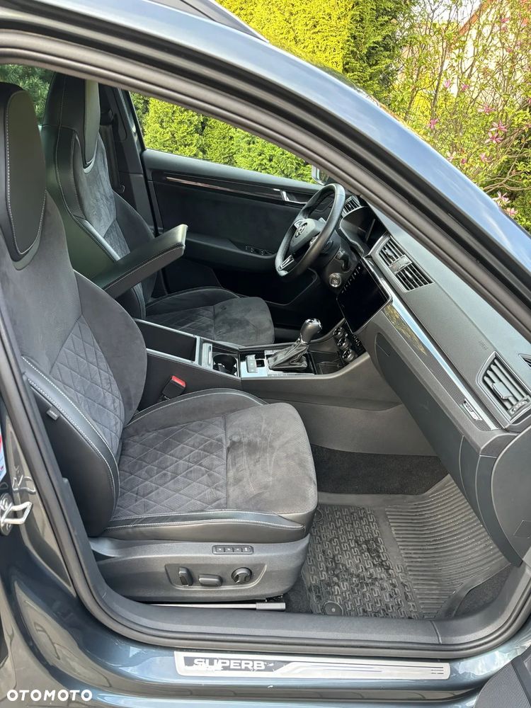 Skoda Superb 2.0 TDI SCR Sportline DSG - 18