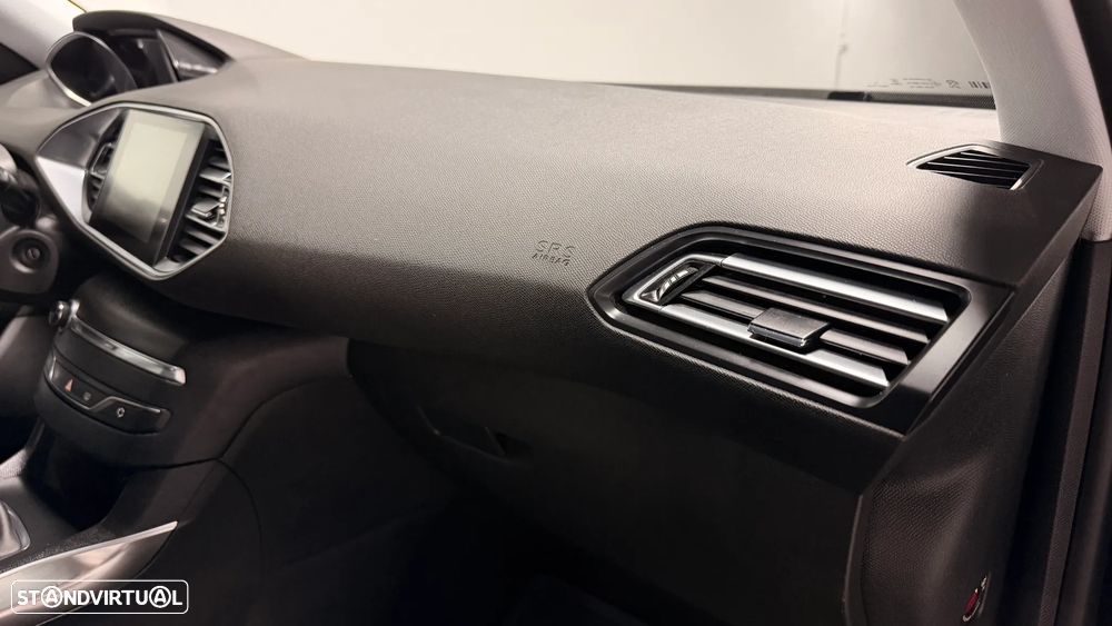 Peugeot 308 PureTech 130 Stop & Start Allure - 24