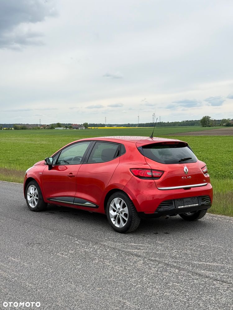 Renault Clio TCe 90 Luxe - 6