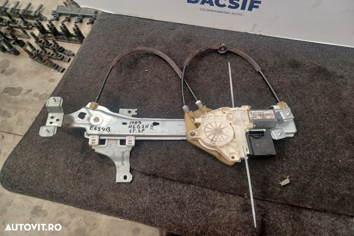 Macara geam spate stanga electrica 827210008R 920040102 0130822330 82 - 10