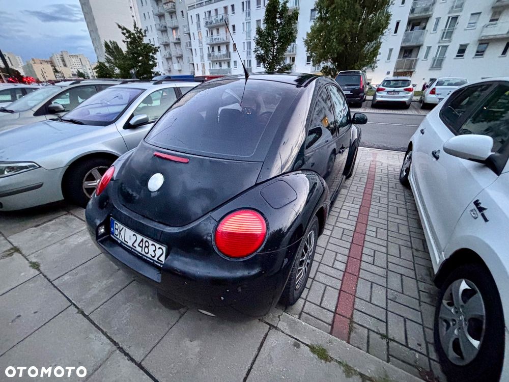 Volkswagen New Beetle - 3