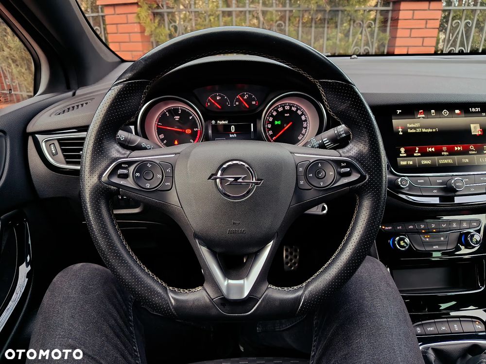 Opel Astra 1.6 D (CDTI) Start/Stop Dynamic - 19