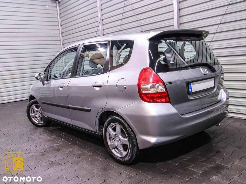 Honda Jazz 2008 photo 3