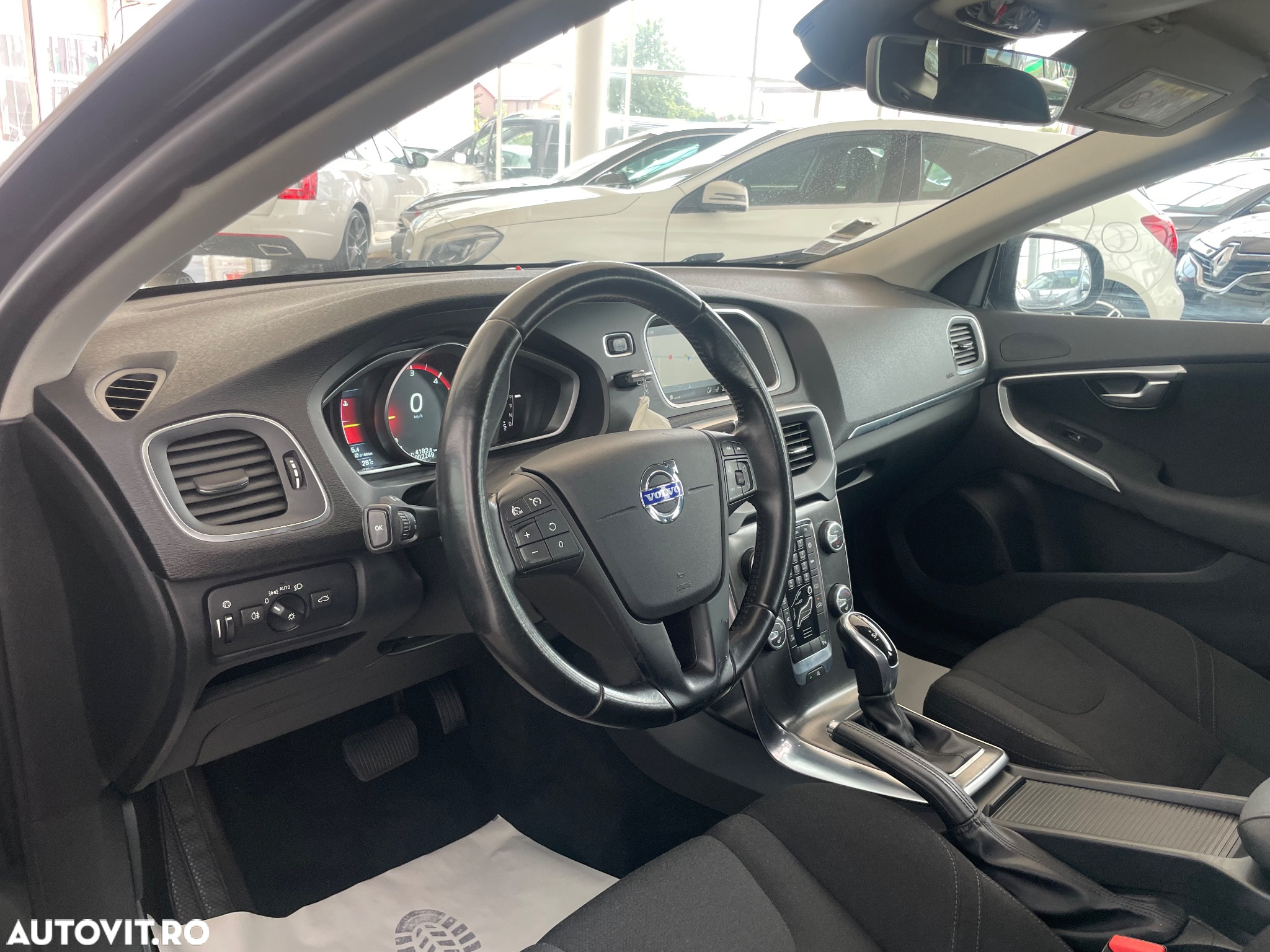 Volvo V40 D2 Aut. Momentum - 25