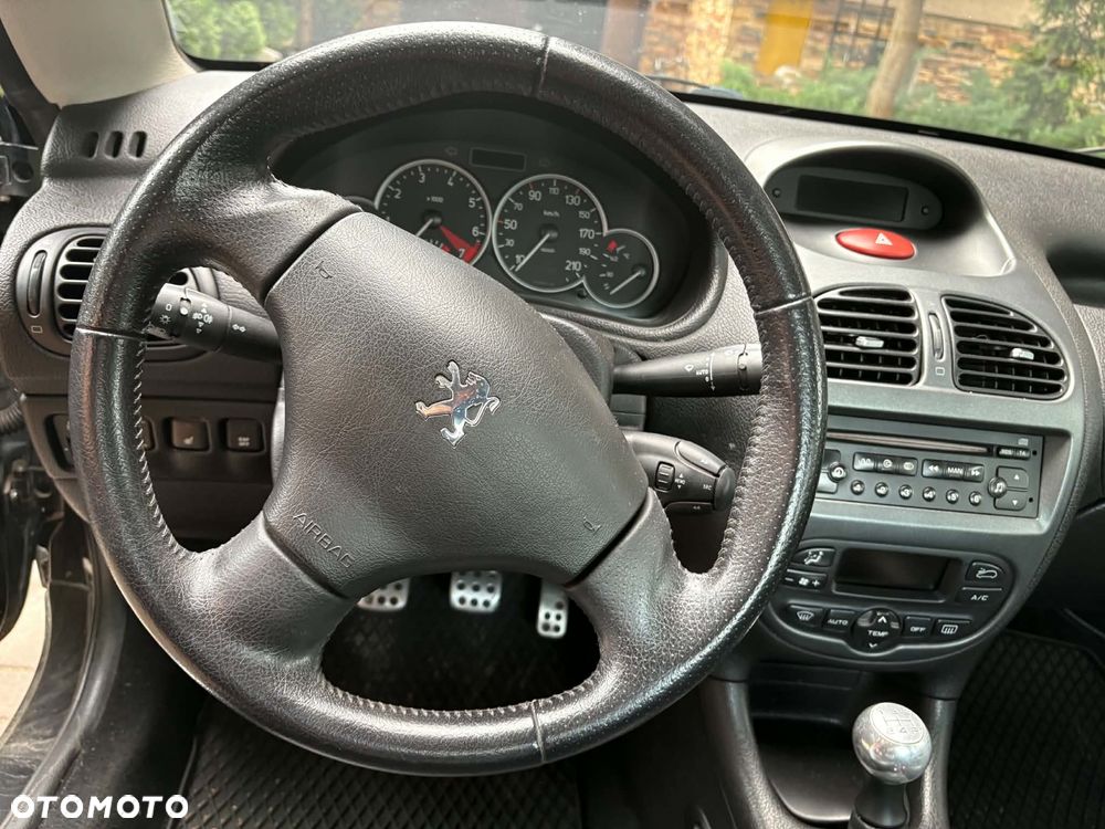 Peugeot 206 CC - 6