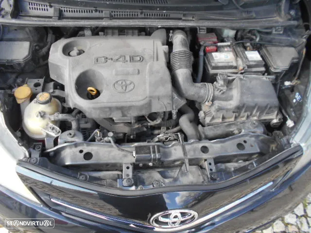 Toyota Yaris 1.4 D-4D Sport - 16