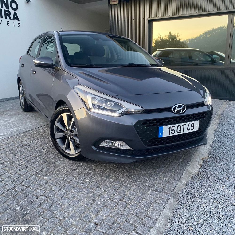 Hyundai i20 1.4 Comfort+P.Look+JLL16 AT - 4