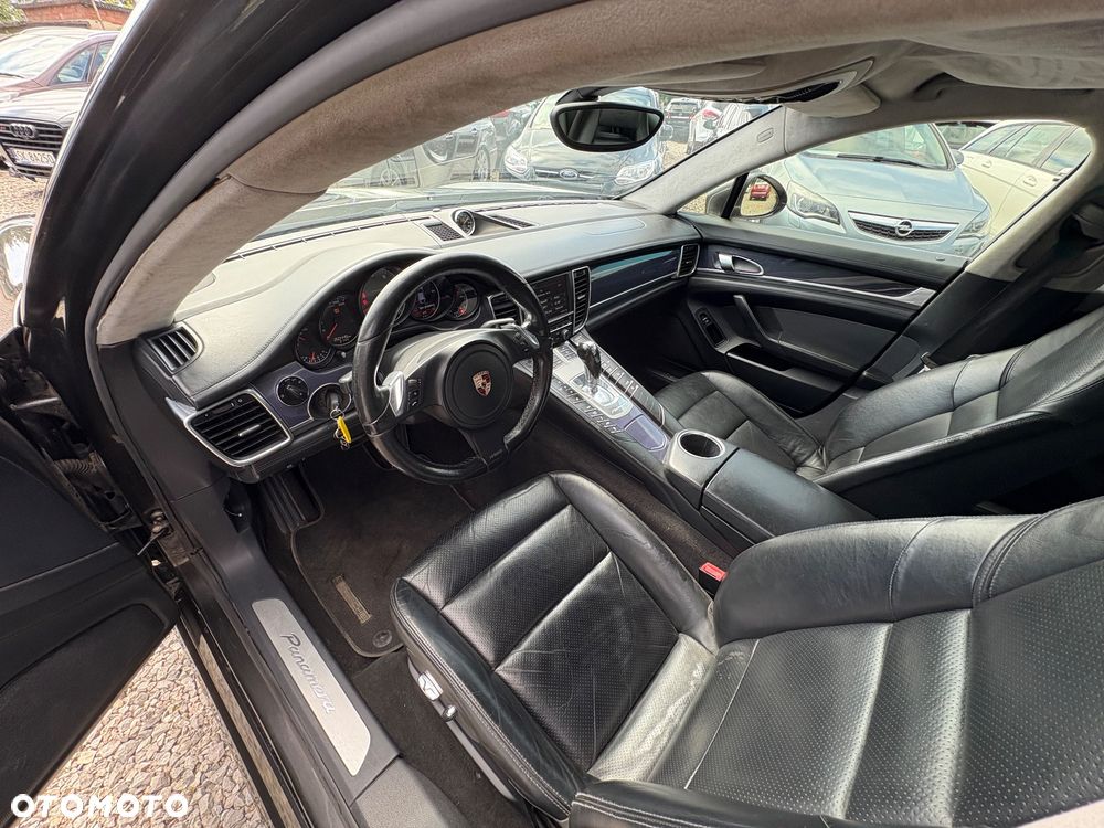 Porsche Panamera S PDK - 13
