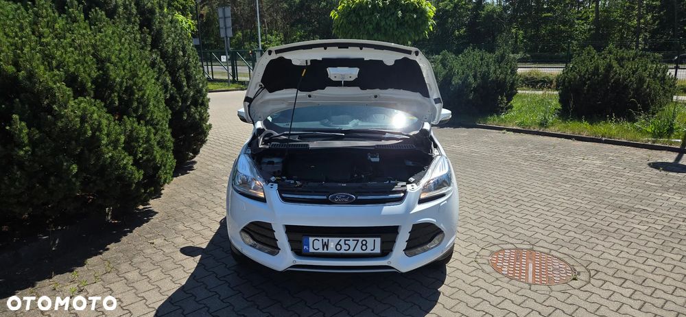 Ford Kuga 1.5 EcoBoost 2x4 Titanium - 38