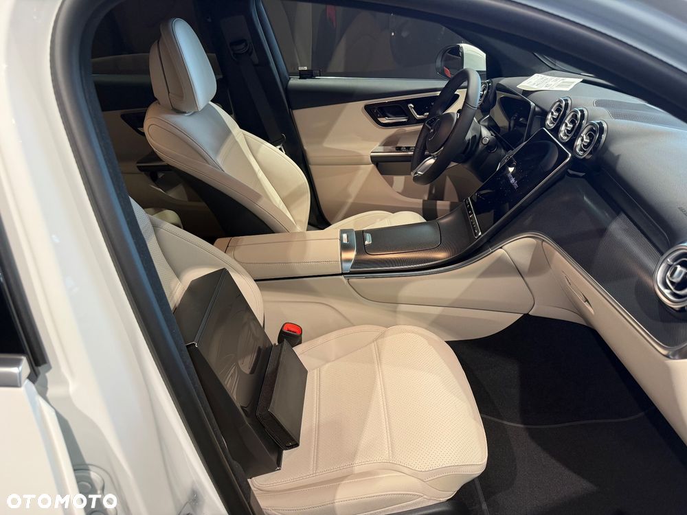 Mercedes-Benz GLC 200 d mHEV 4-Matic Avantgarde - 5