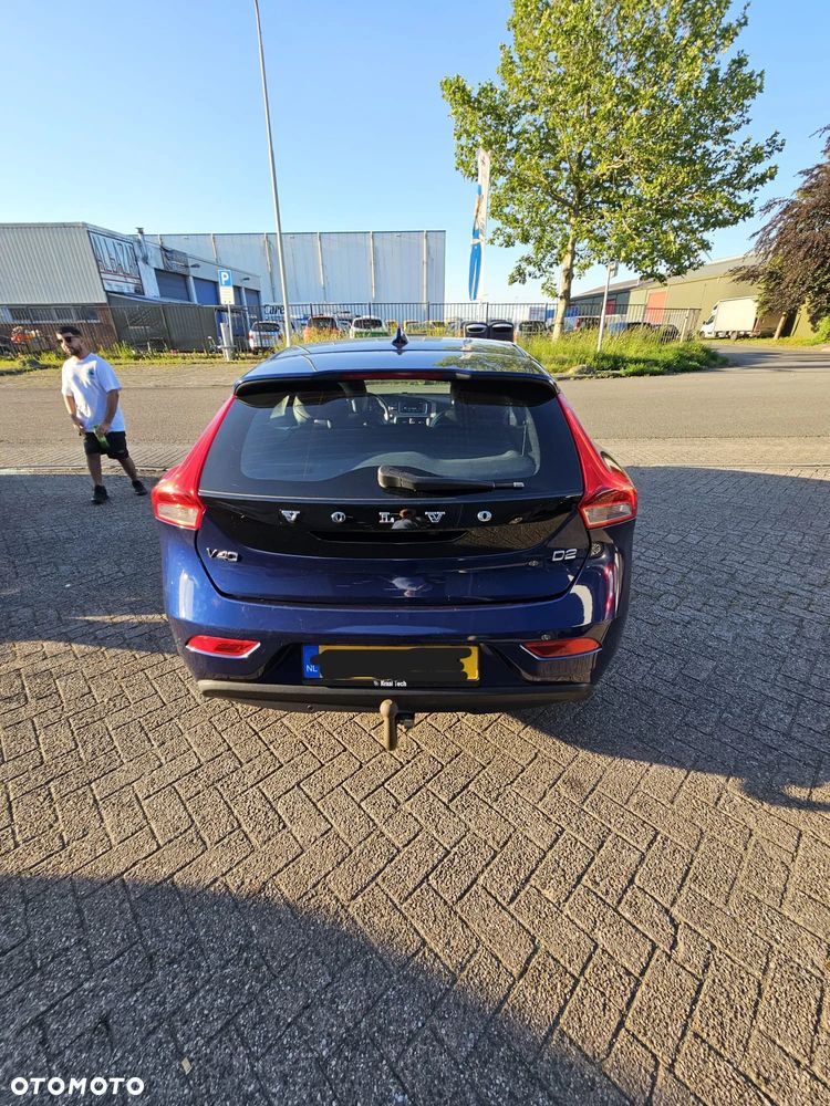 Volvo V40 D2 Drive-E Ocean Race - 8