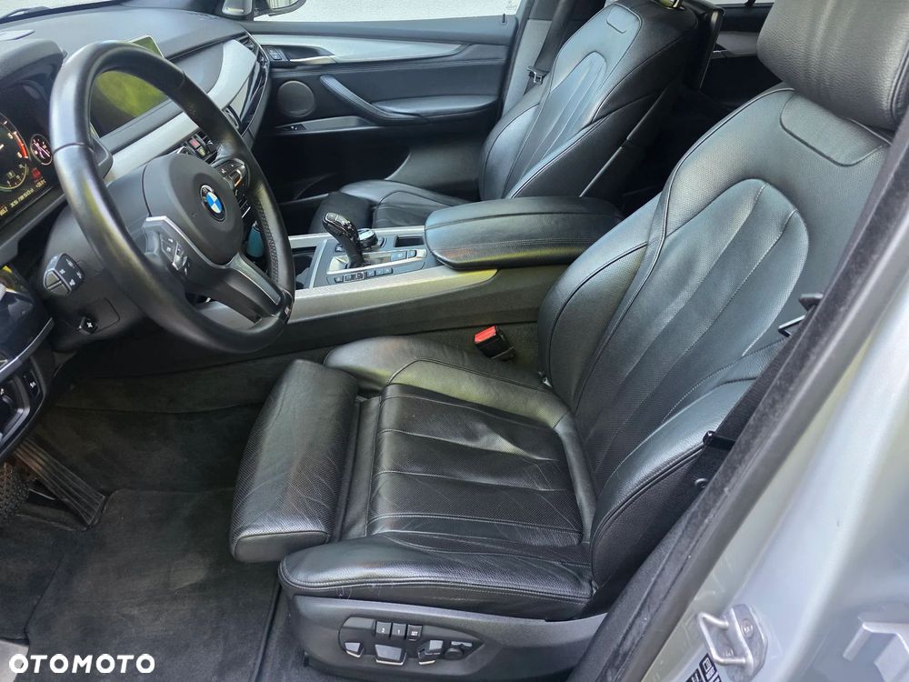 BMW X5 M50d - 13