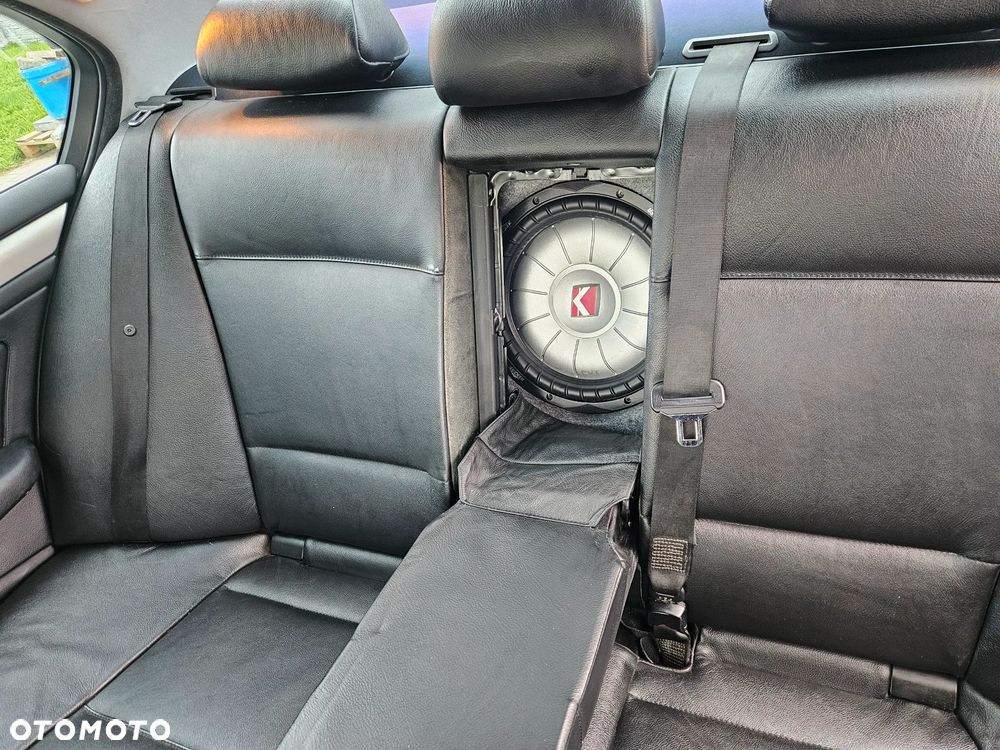 BMW Seria 3 330d - 17