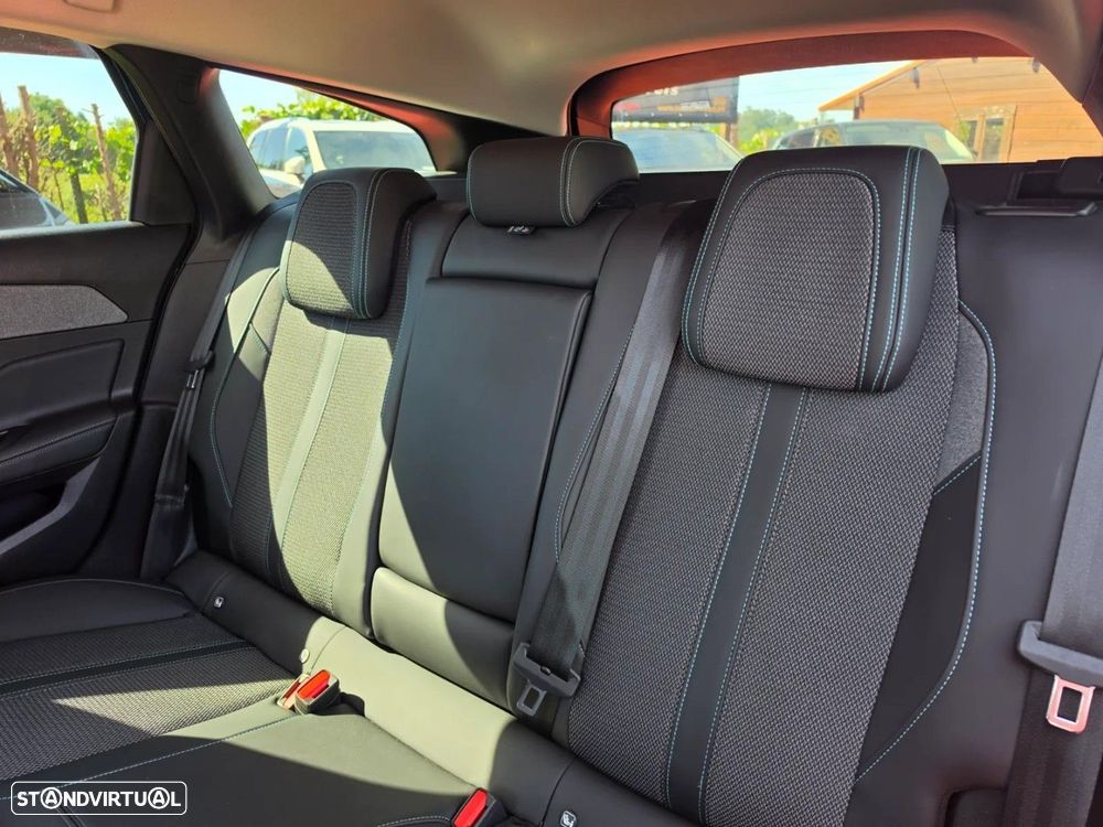 Peugeot 308 1.6 Hybrid Allure Pack e-EAT8 - 9