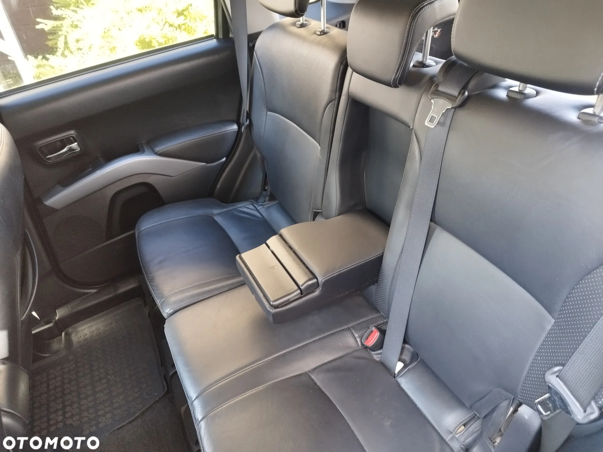 Citroën C-Crosser 2.2 HDi Exclusive - 11