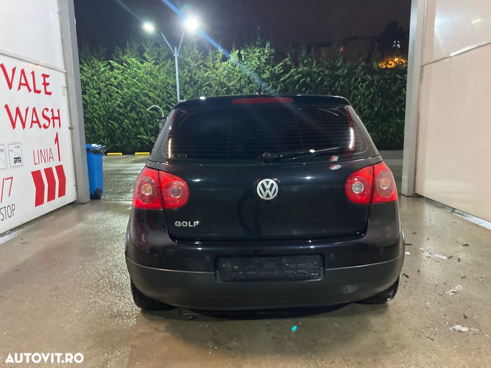 Volkswagen Golf 1.9 TDI Comfortline DPF - 4