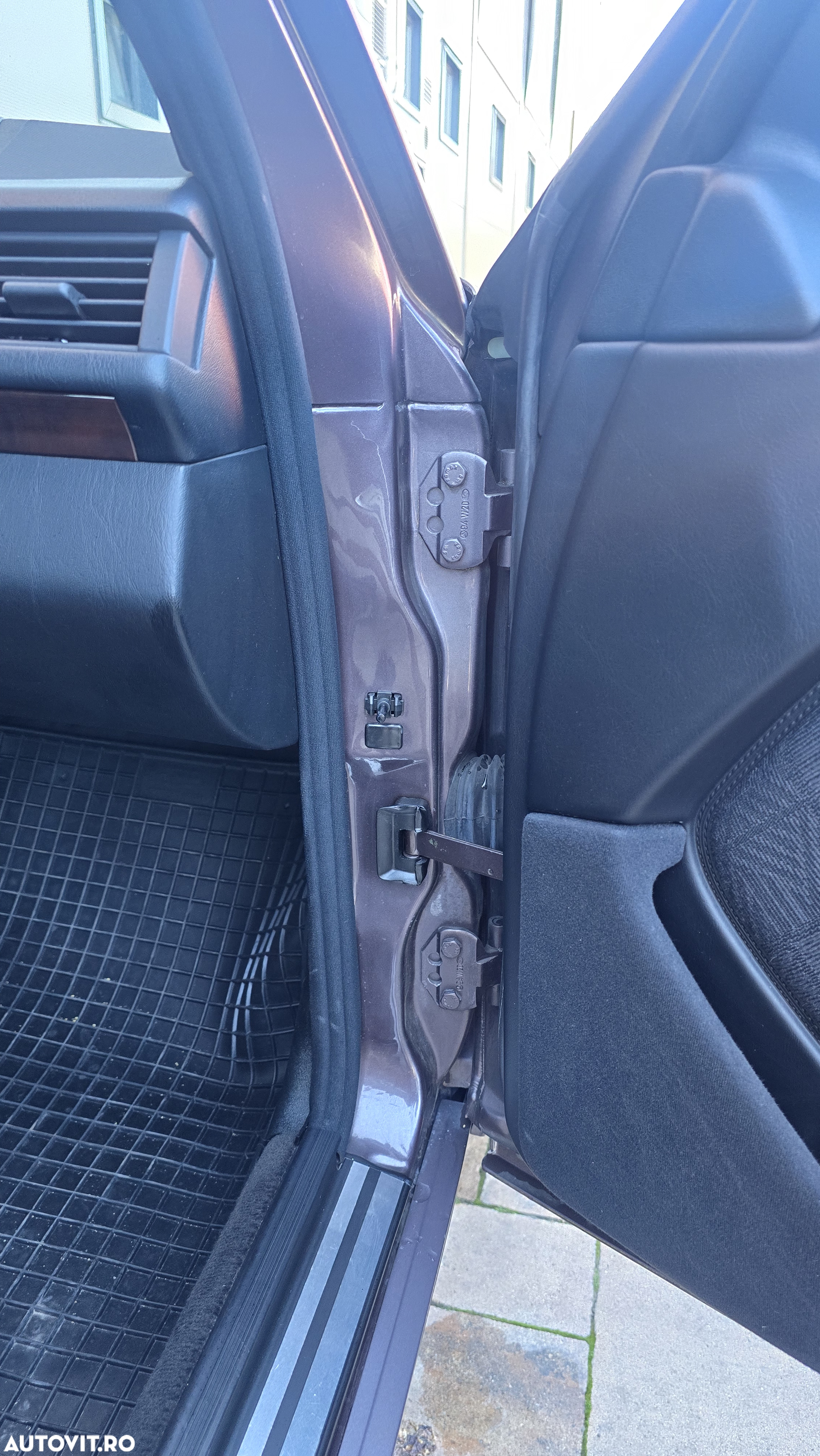 Mercedes-Benz W124 - 34