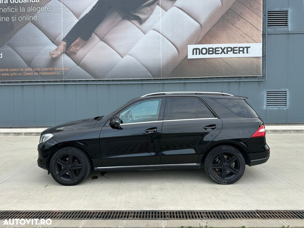 Mercedes-Benz ML 350 BlueTec 4MATIC Aut - 23
