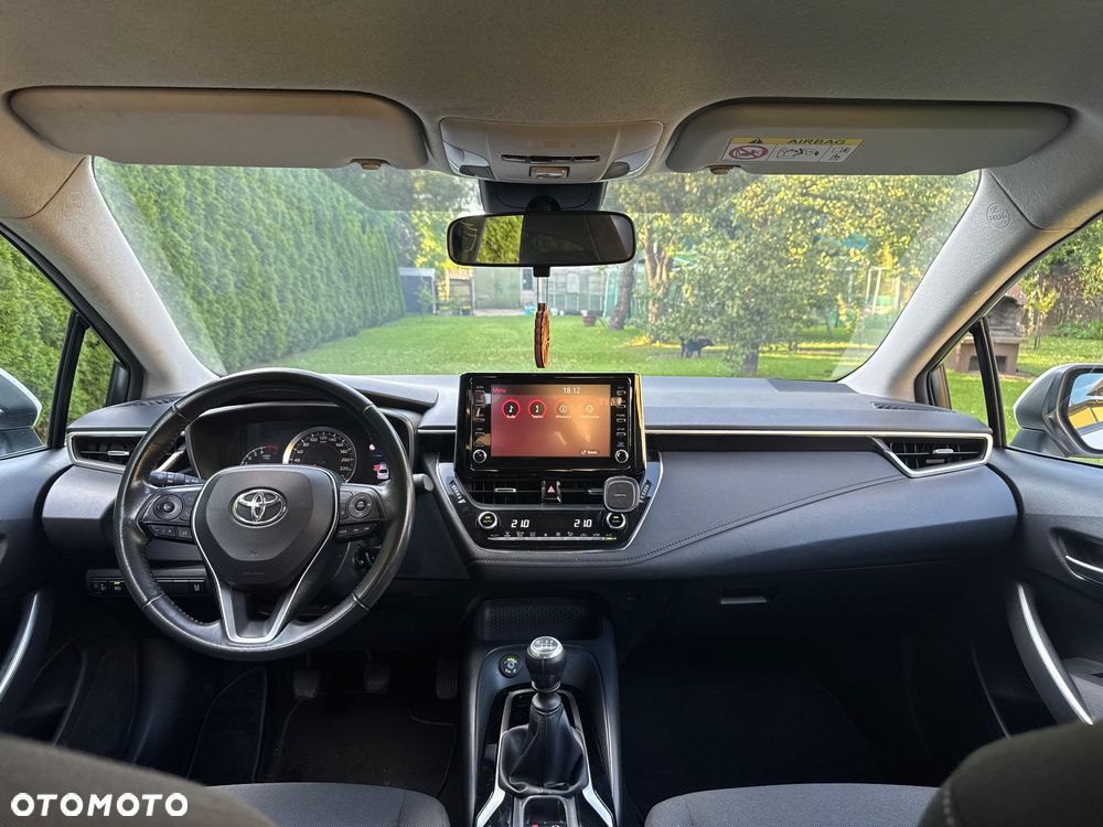 Toyota Corolla 1.6 Comfort - 19