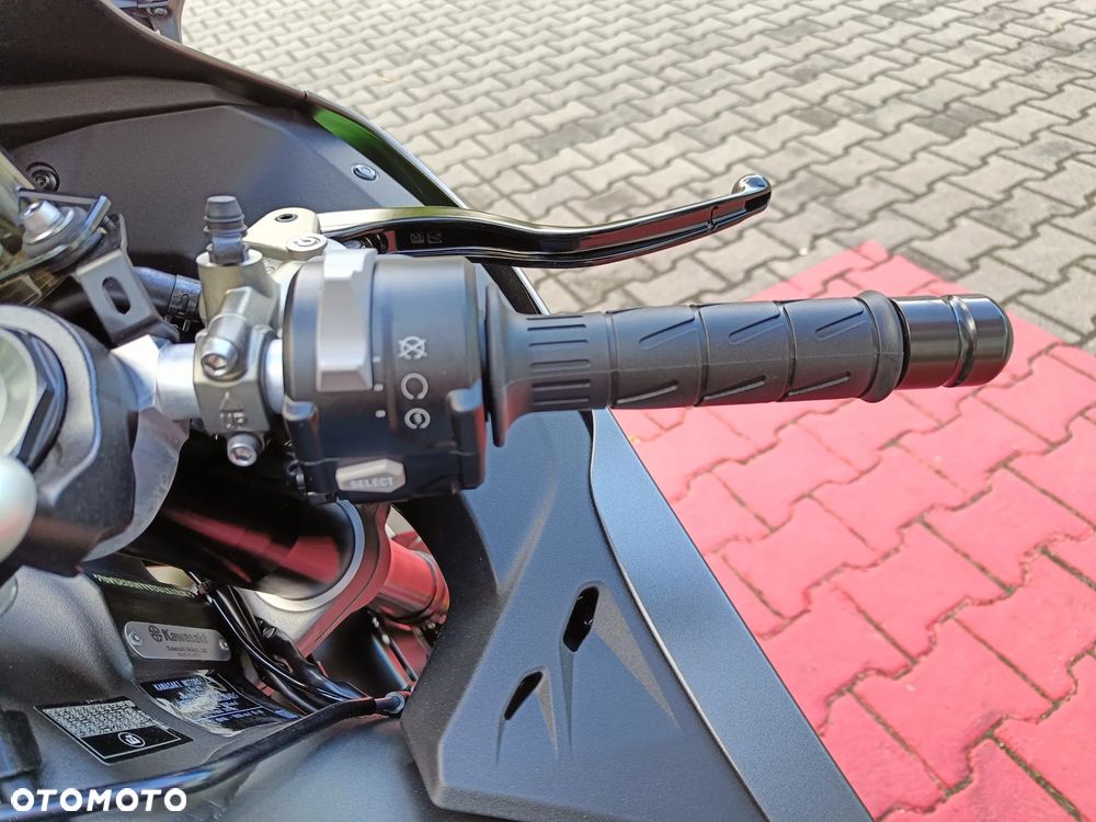 Kawasaki Ninja - 15