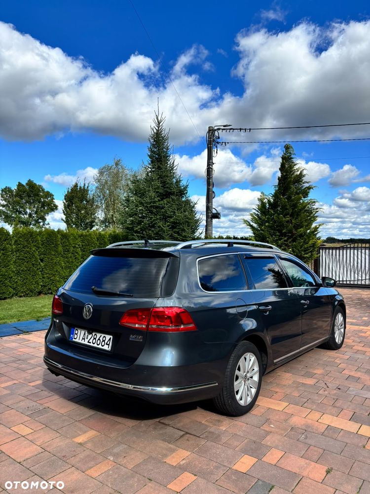 Volkswagen Passat - 2