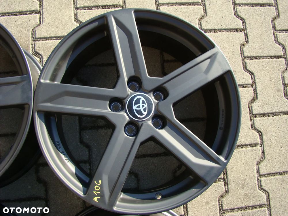 a106 5x114,3 Toyota C-HR Yaris Cross Auris Corolla Cross Avensis Camry 7,5jx18 - 4