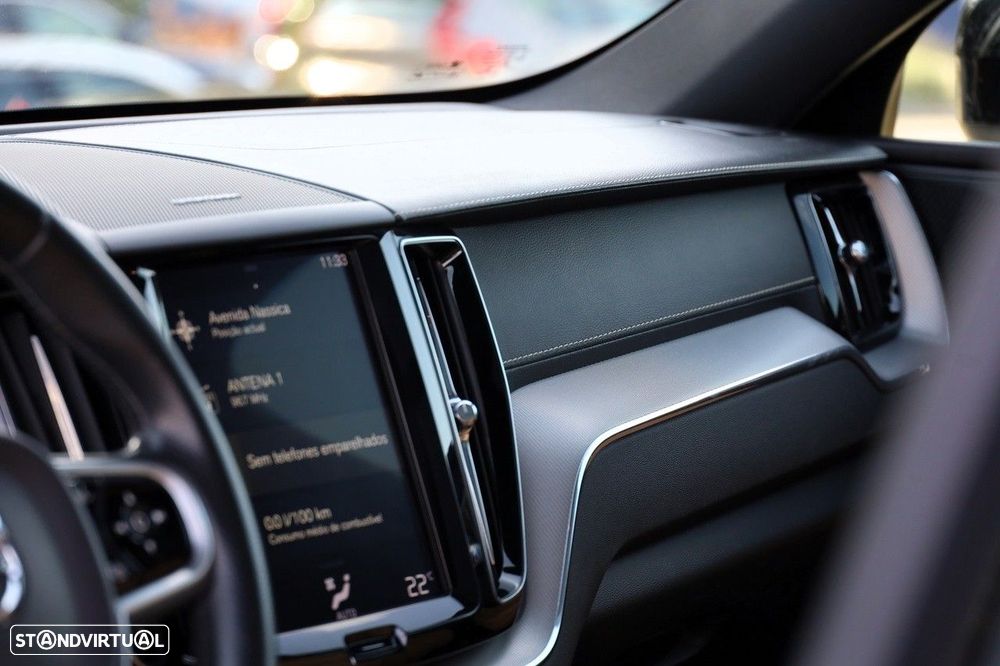 Volvo XC 60 2.0 T8 PHEV Inscription AWD - 14
