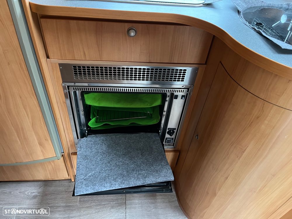 Adria Adriatik Coral S680 SP - 27