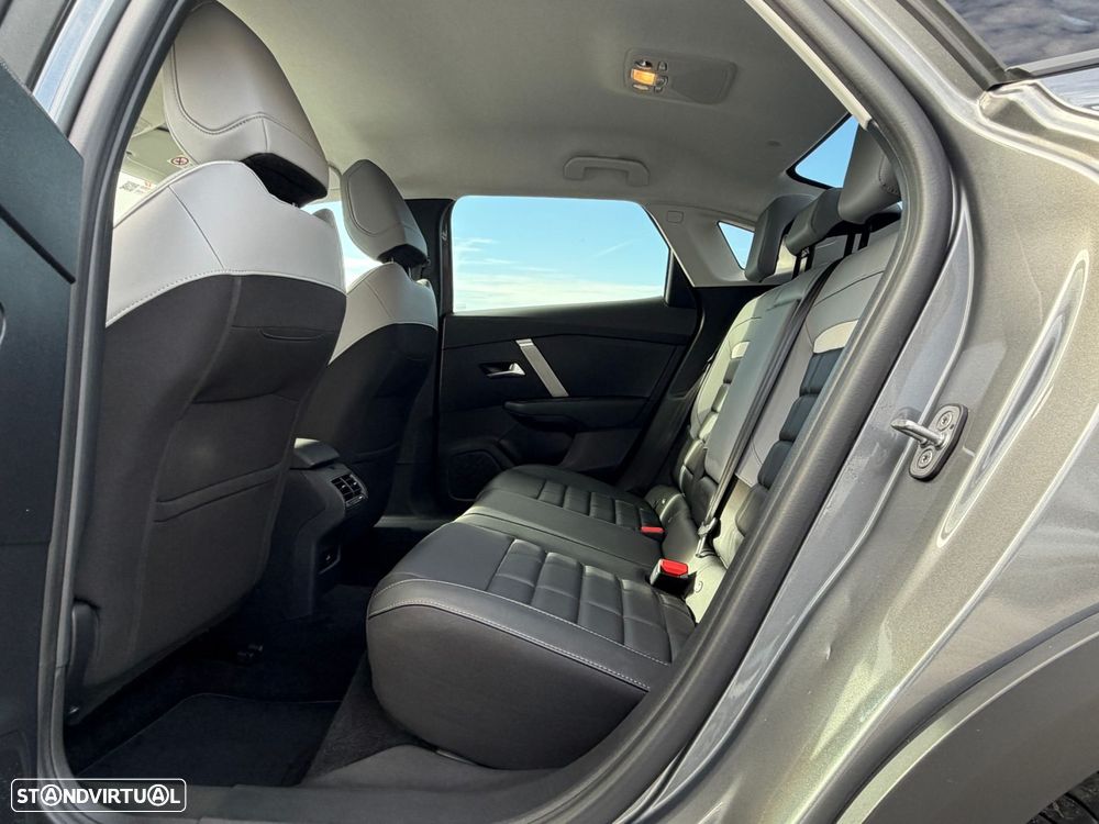 Citroën e-C4 X 54 kWh Autonomia Alargada Max - 11