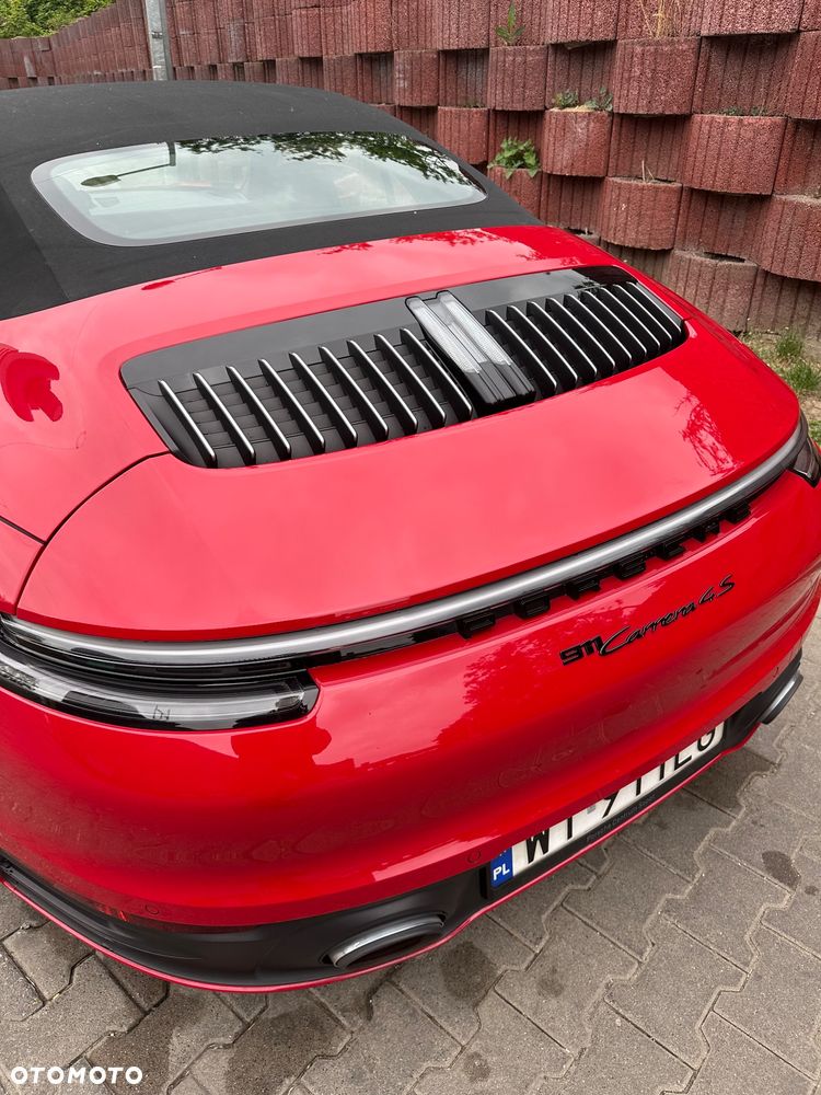 Porsche 911 Carrera 4S - 25
