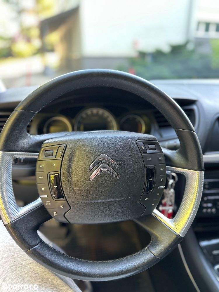 Citroën C5 2.0 HDi Exclusive - 16