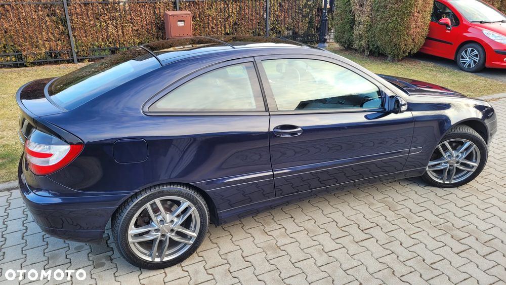 Mercedes-Benz Klasa C 230 Kompressor Sportcoupe - 10