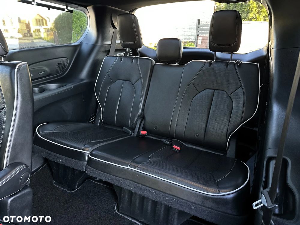 Chrysler Pacifica - 23