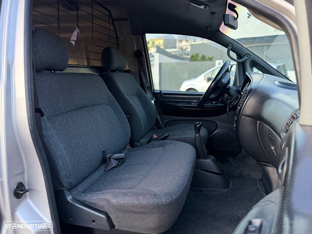 Hyundai H1 2.5 3 Lug - 11