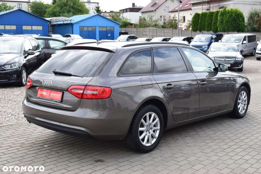 Audi A4 Avant - 9