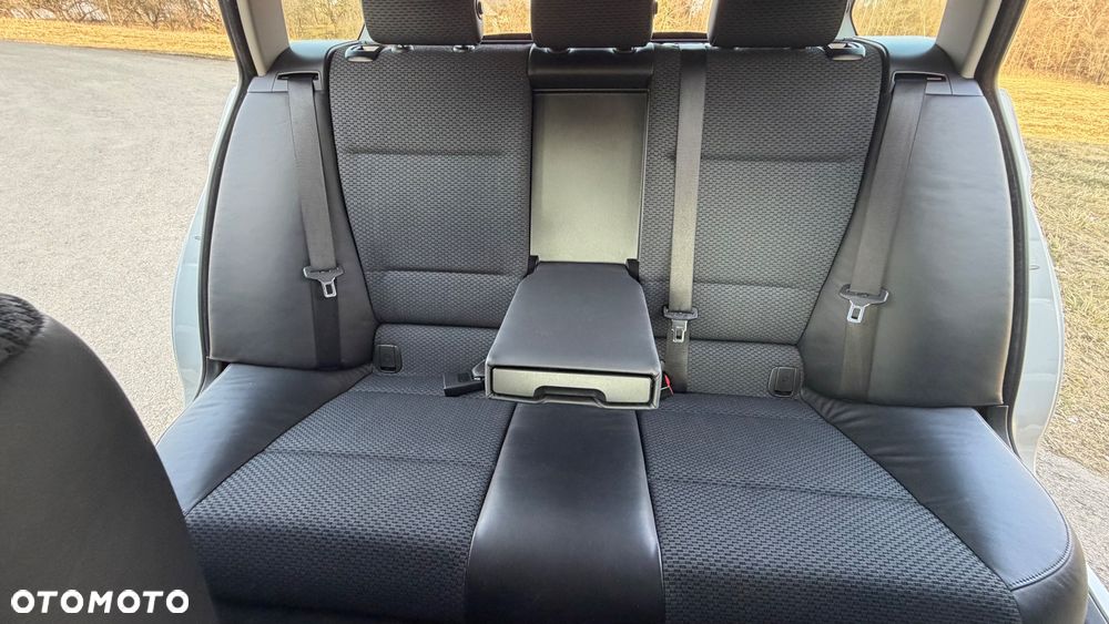 BMW Seria 3 320d xDrive - 22