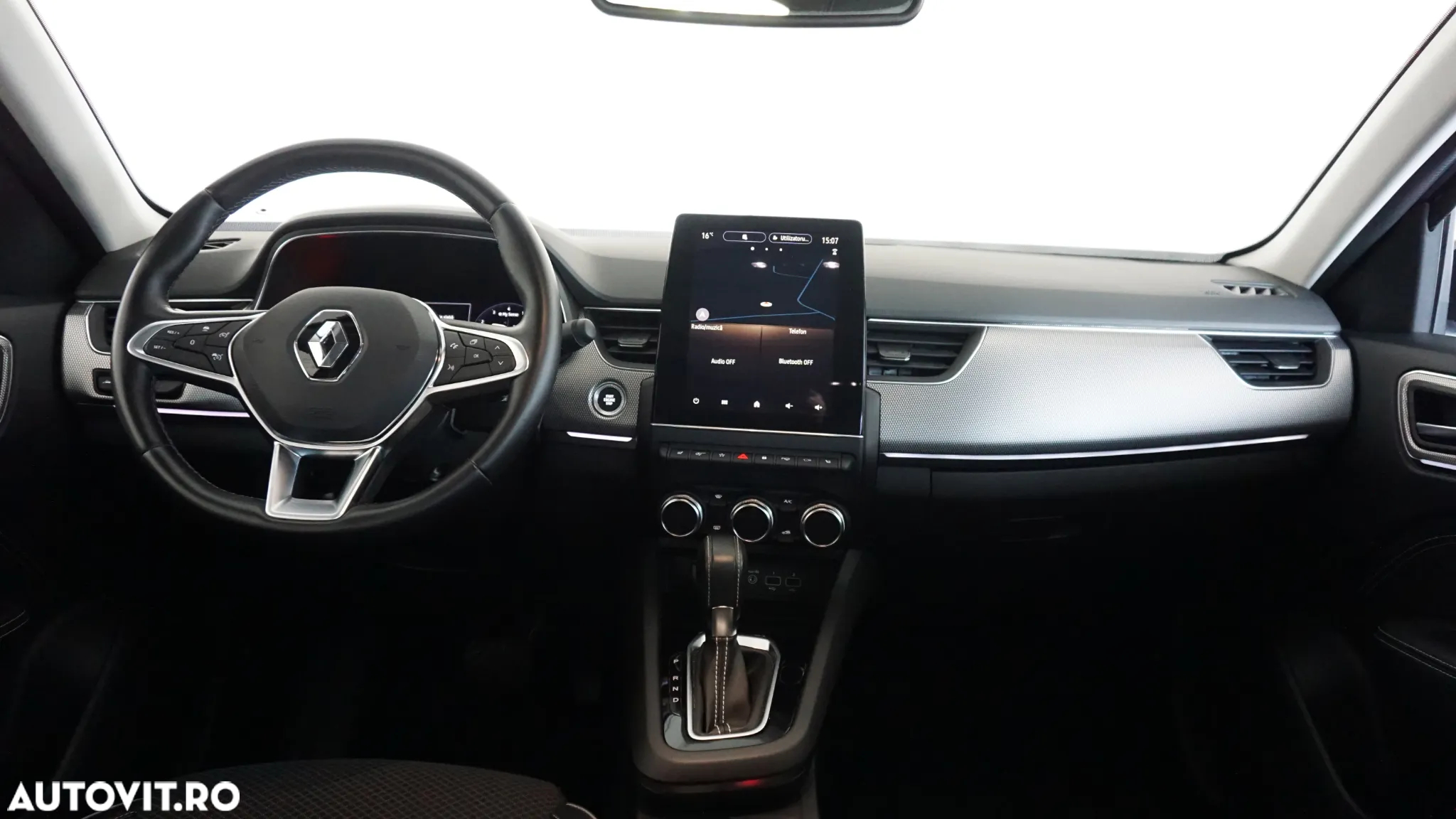 Renault Arkana MHEV 160 EDC Techno - 13