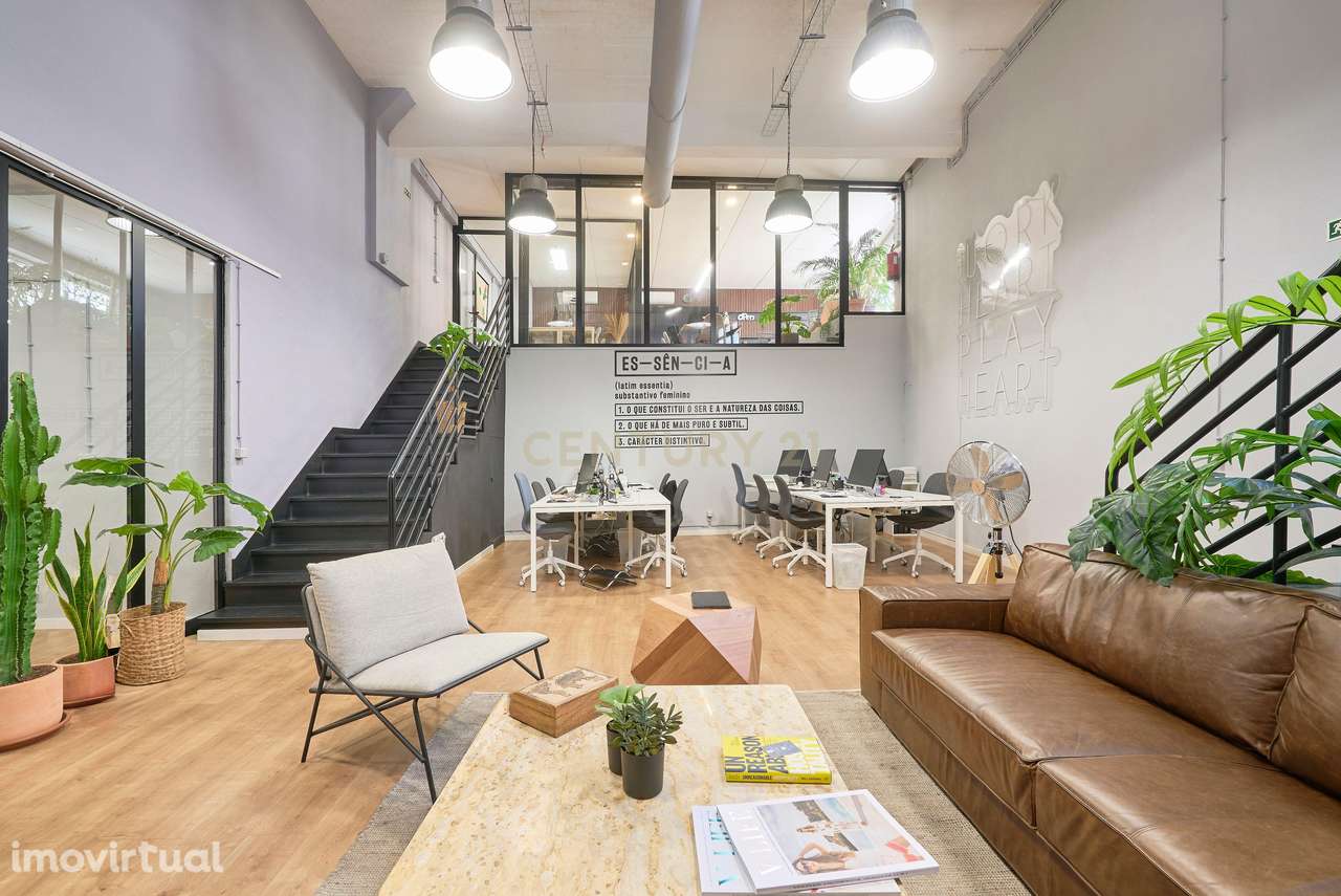 Escritório com Duplo Pé-Direito na Lapa – 236m² -  Potencial para Habi - Grande imagem: 2/24