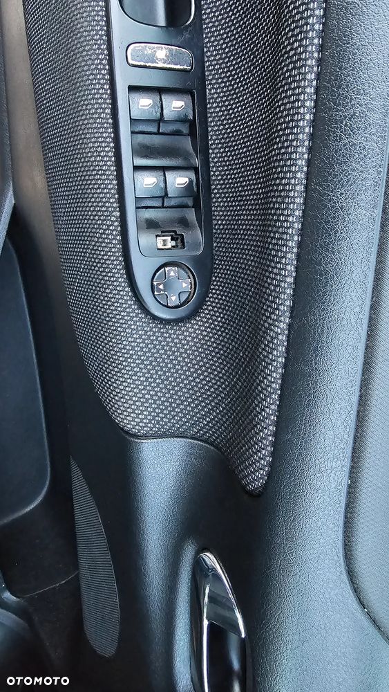 Peugeot 207 1.6 Trendy - 15